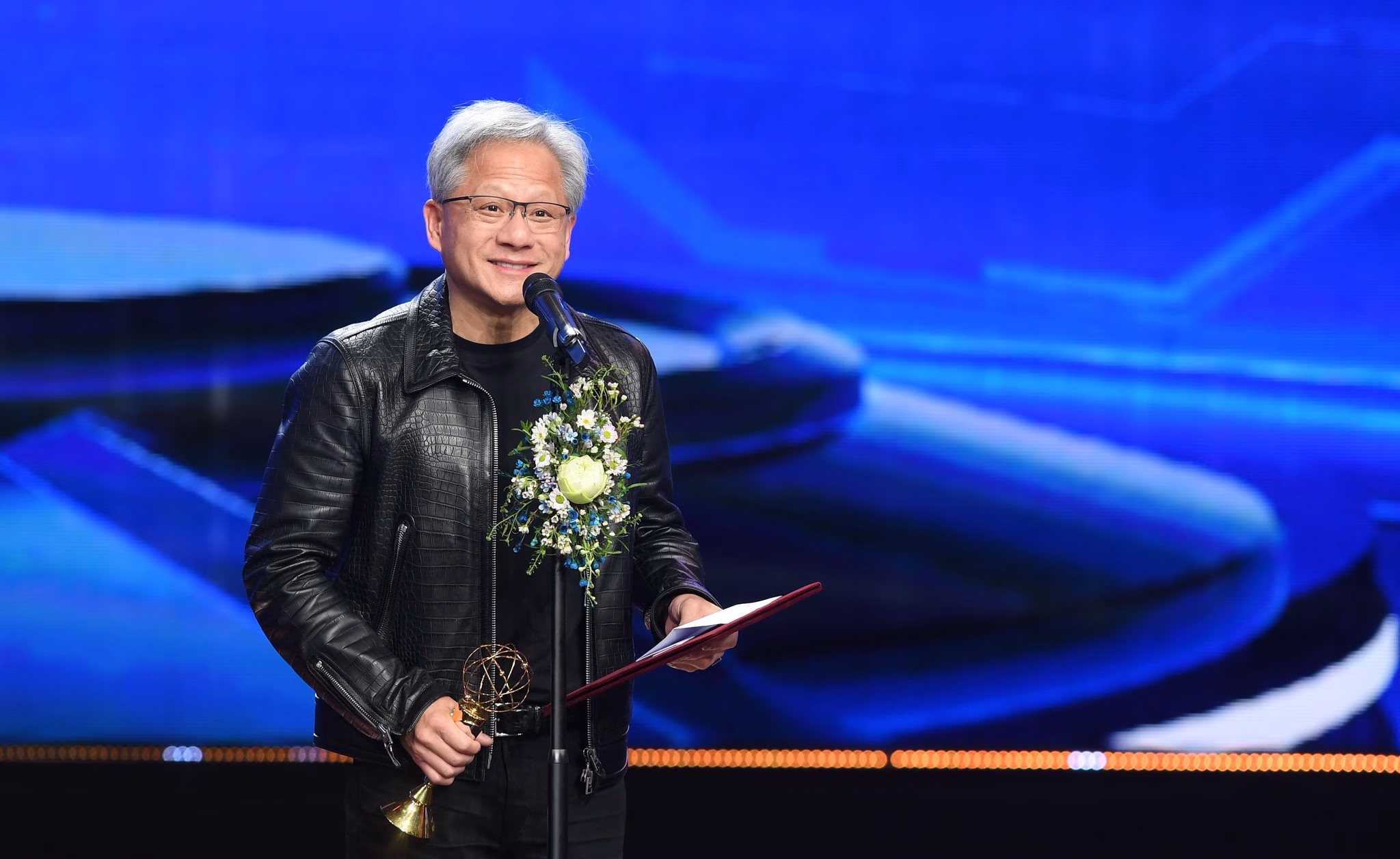 NVIDIA Founder and CEO Jensen Huang: “A tremendous honor to receive the VinFuture Prize”